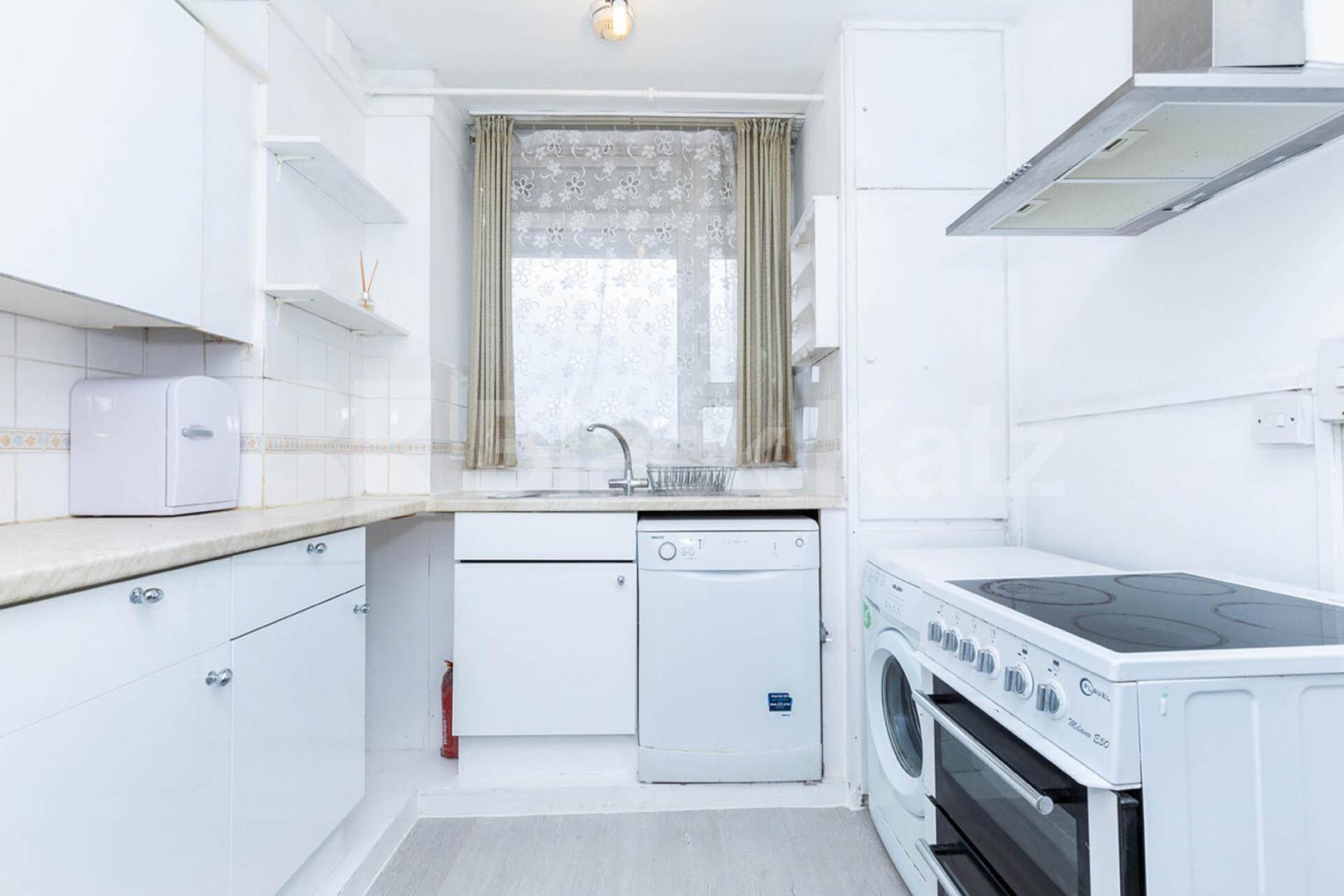 Close to both Kings cross and Angel this makes this property well connected  Collier Street, Kings Cross / Angel